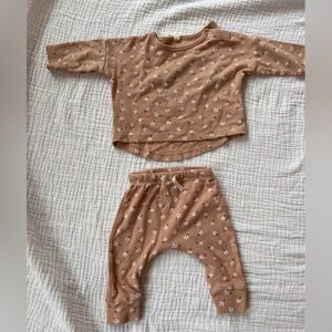 Quincy Mae floral set- excellent used condition -3-6mo